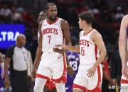 虎扑体育-杜兰特赛事官方发布关键助攻新规，独行侠争议不断！的简单介绍